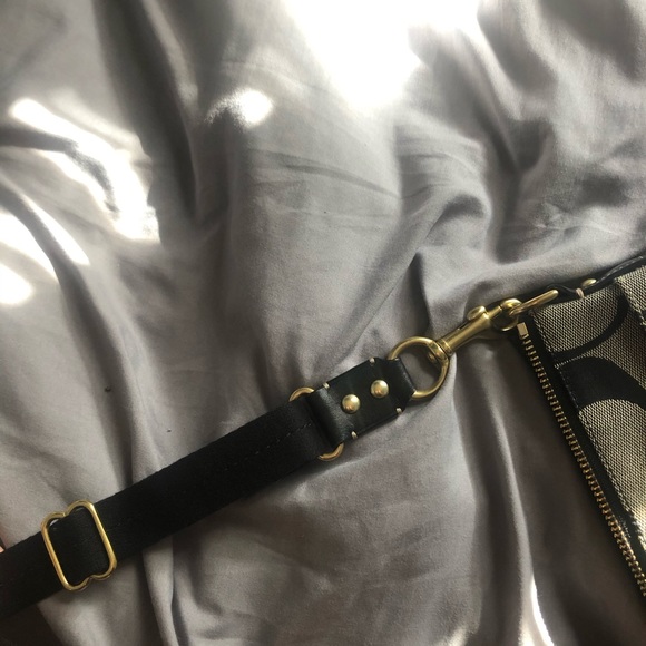 coach swing messenger bag - Picture 4 of 6